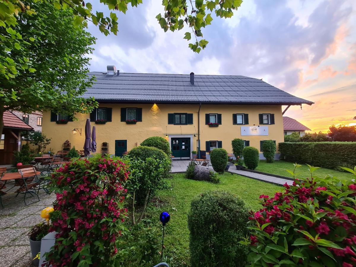 Gasthof Zur Strass Eugendorf Exterior photo